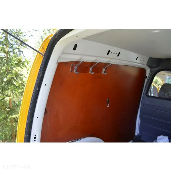 Volkswagen Caddy 2.0 TDI 4Motion - 15