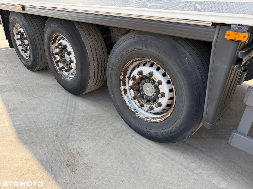 Schmitz Cargobull Chłodnia Hakówka Thermo King SLXi300 2017 rok - 10