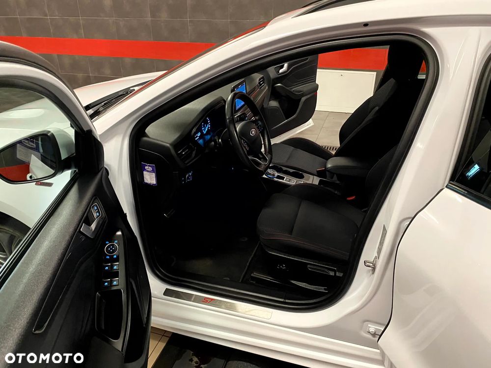 Ford Focus 2.0 EcoBlue ST-Line Business - 18