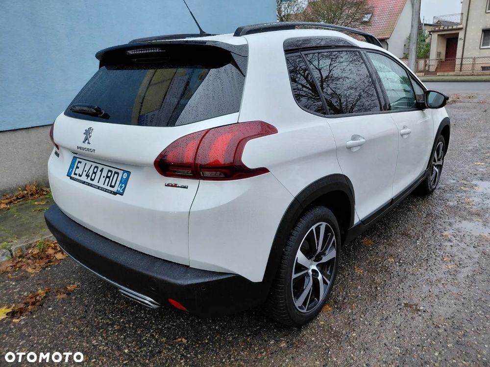 Peugeot 2008 - 11