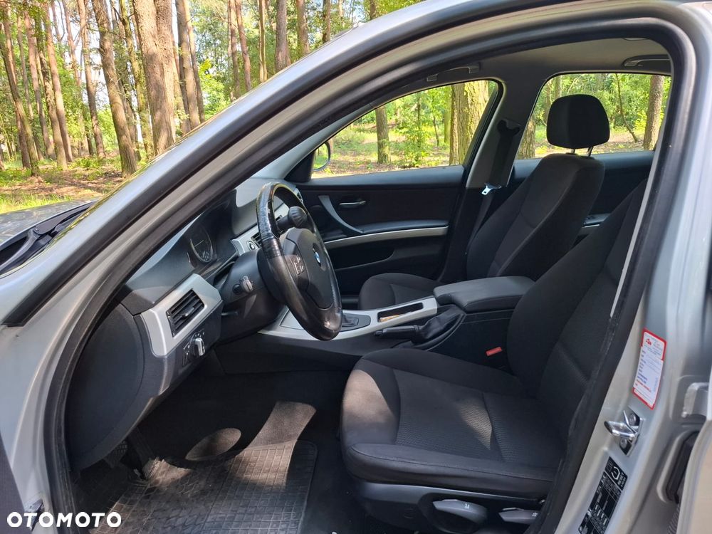 BMW Seria 3 320d DPF - 9