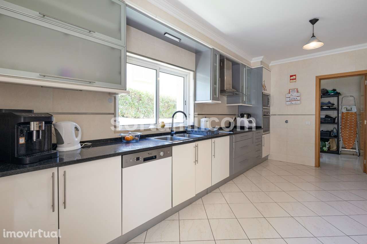 Moradia Isolada T5 Venda em Albufeira e Olhos de Água,Albufeira - Grande imagem: 4/48