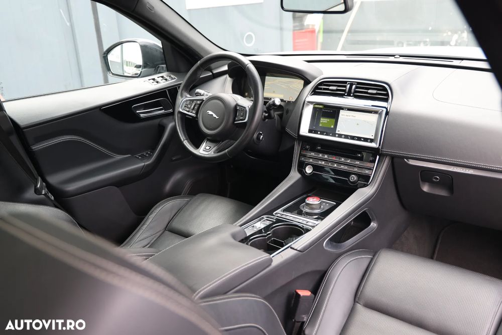 Jaguar F-Pace 20d AWD Aut. R-Sport - 18