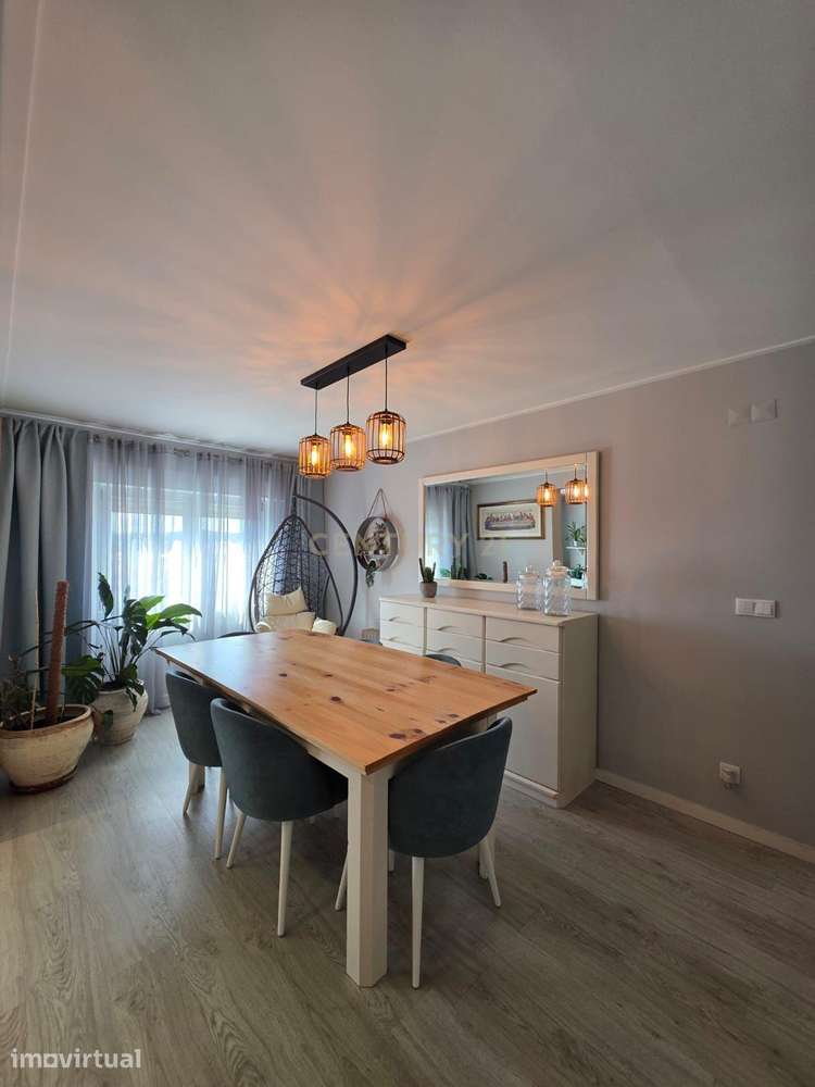 Apartamento T2 | Remodelado | Belas - Grande imagem: 2/28