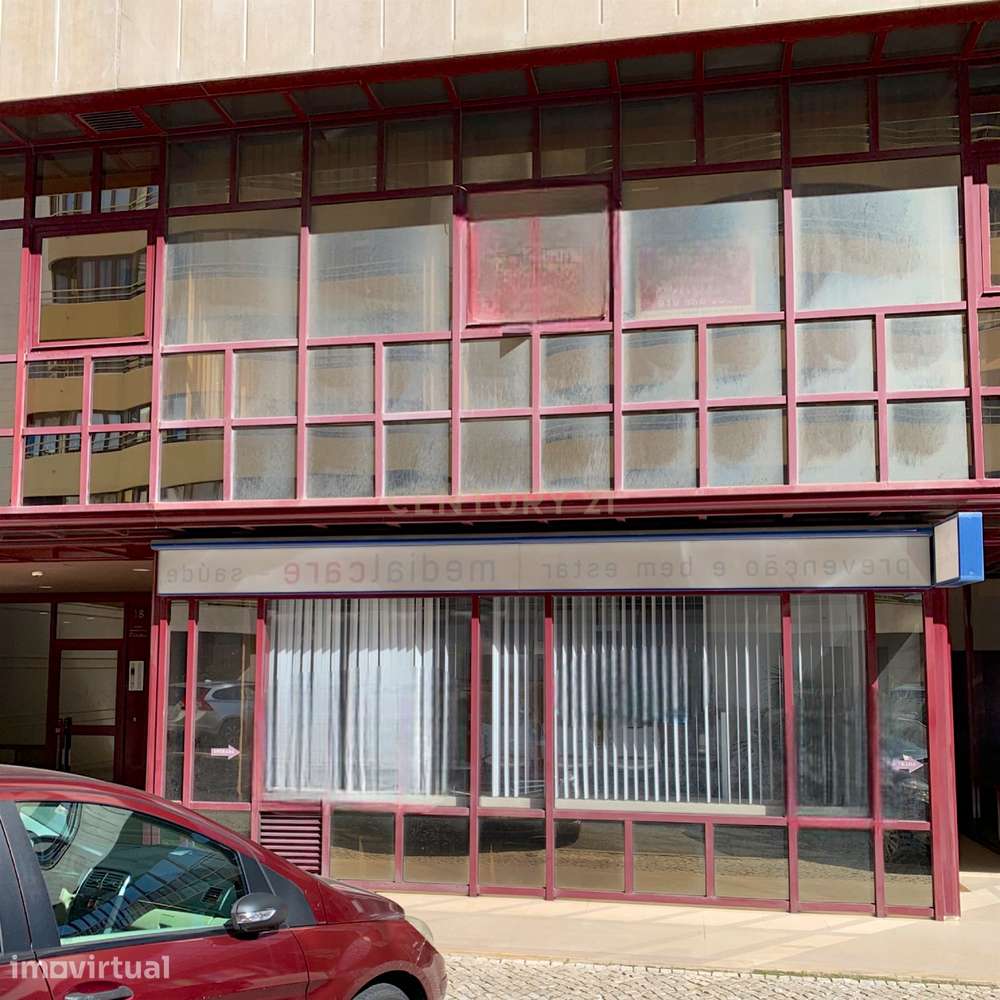 Loja Espaçosa no Lumiar, Lisboa - 190m² por 1990€ - Grande imagem: 2/18