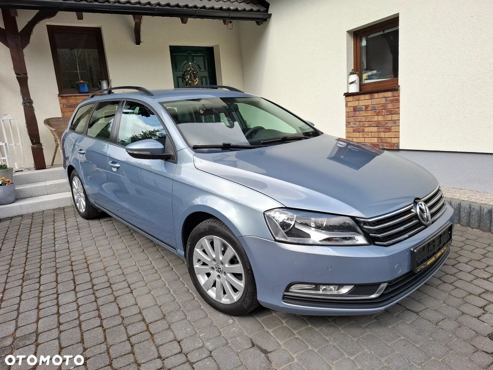 Volkswagen Passat 2.0 TDI Comfortline - 4