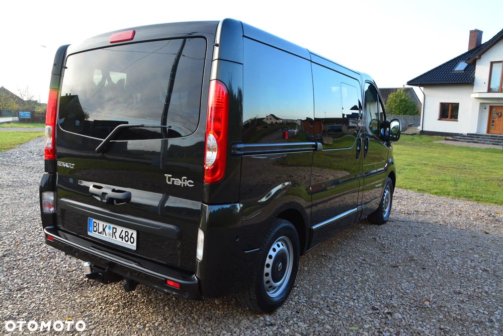 Renault Trafic FAP Grand Passenger Black Edition - 14