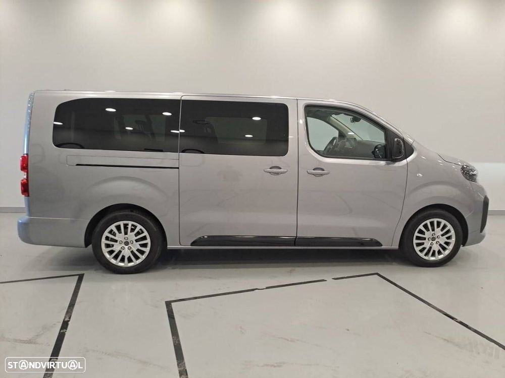 Peugeot Traveller - 4