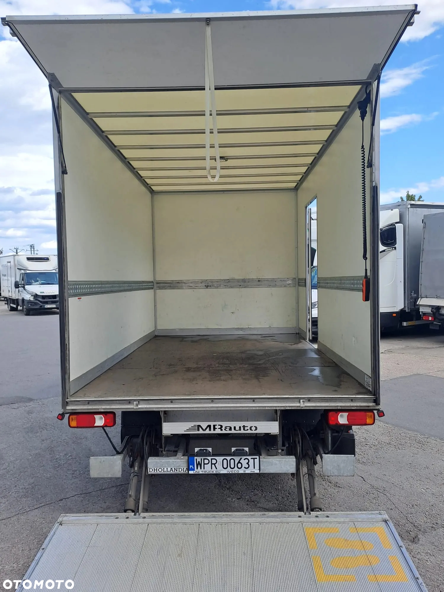 Iveco 50C18 BLIŹNIAK KONTENER Z WINDĄ 1000 kg SILNIK 3 LITRY LEDY !!! - 16