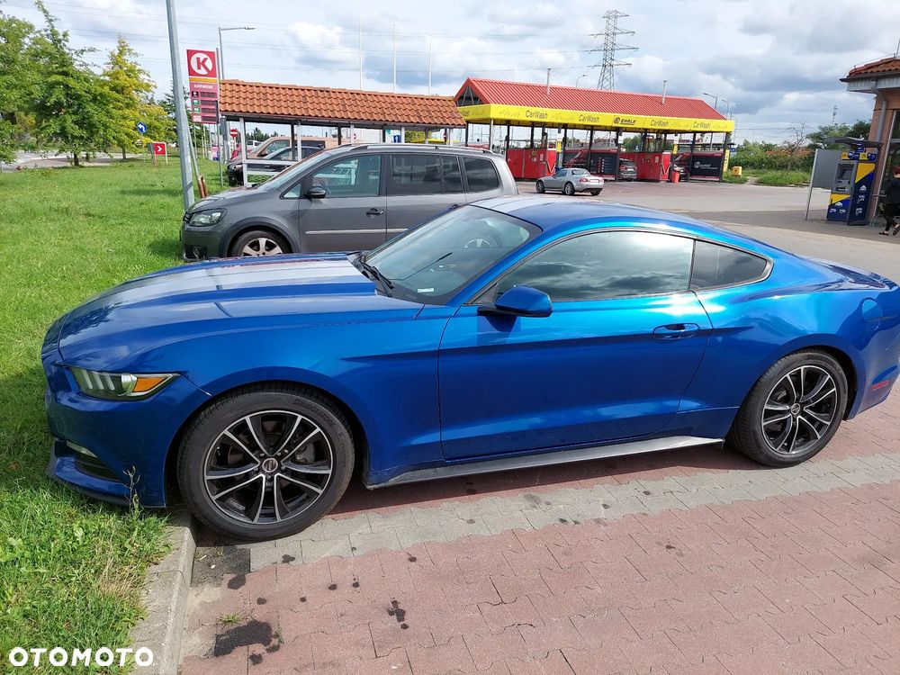 Ford Mustang 2017 photo 2