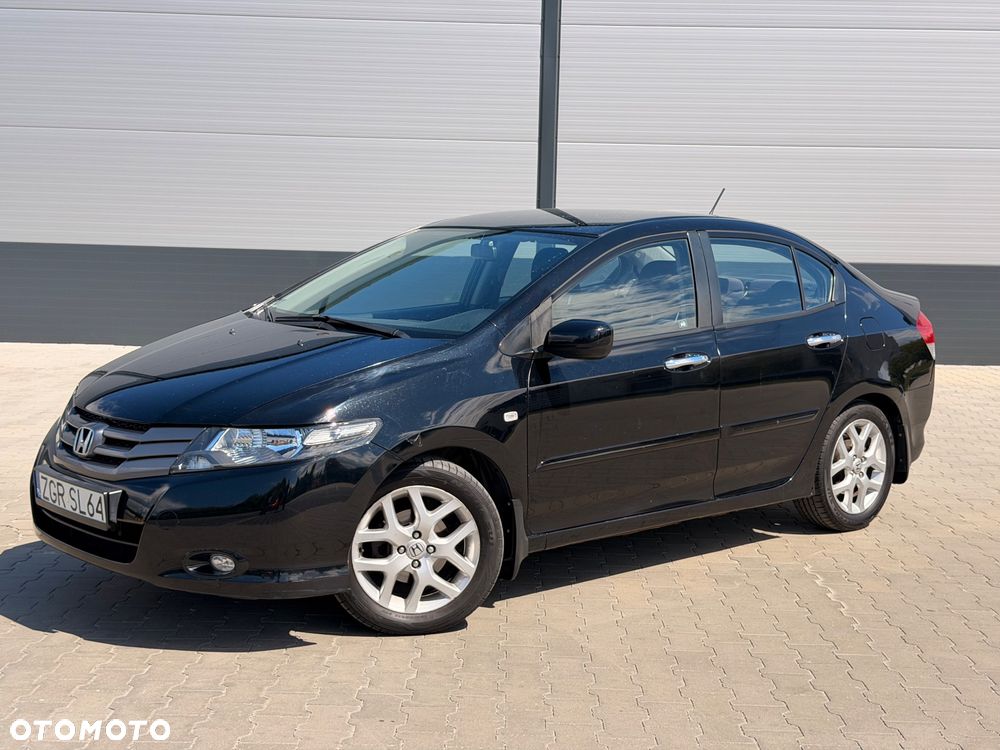 Honda City 1.4 Comfort - 1