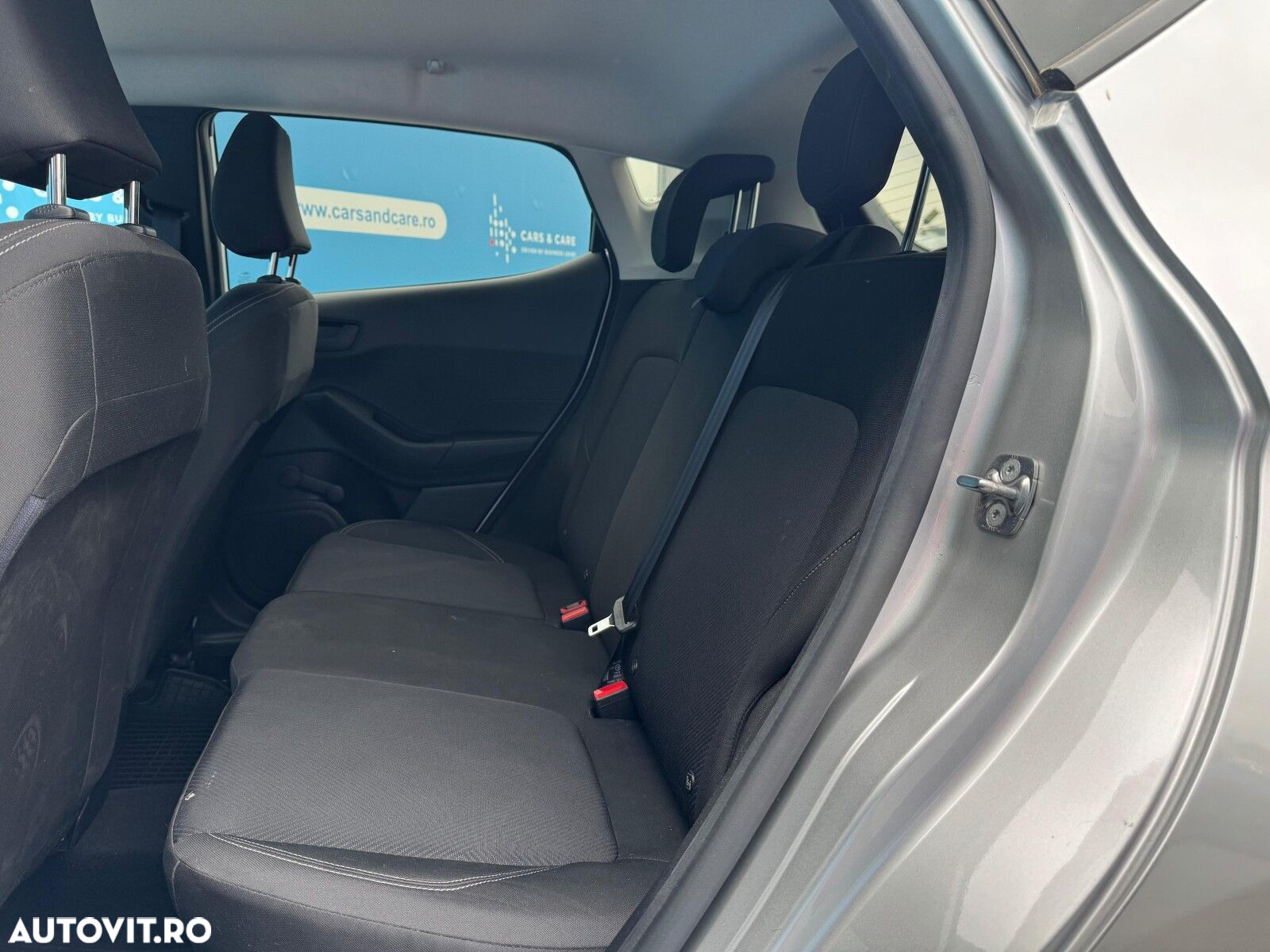 Ford Fiesta - 10