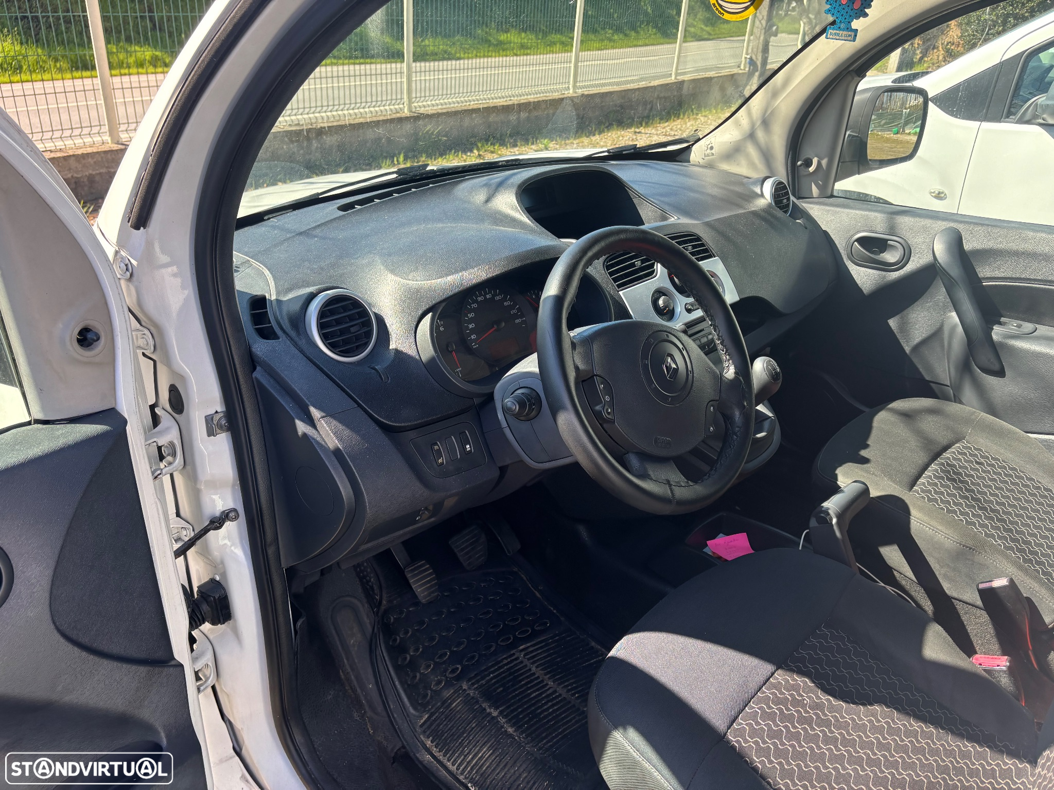 Renault Kangoo 1.5 dCi Confort - 8