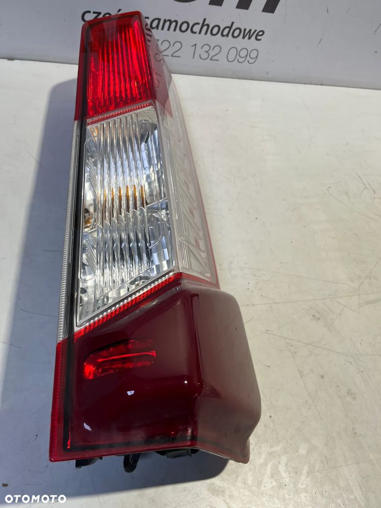 Lampa tylna strona prawa Ford Transit MK8 VIII RK31-13404AC - 2