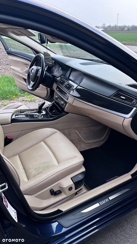BMW Seria 5 530d xDrive - 18