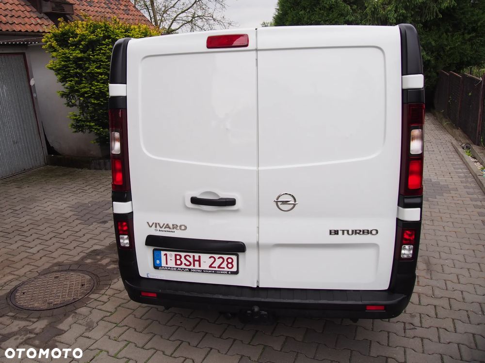 Opel vivaro - 10