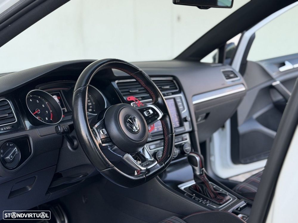 VW Golf 2.0 TSi GTi DSG - 20