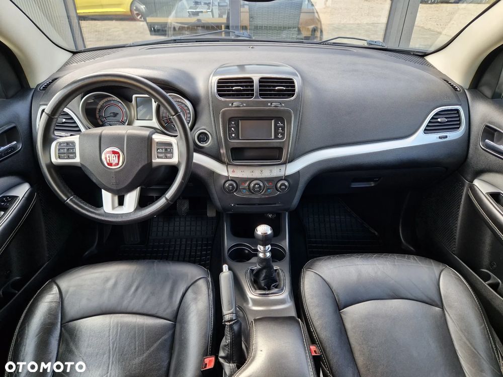 Fiat Freemont - 16