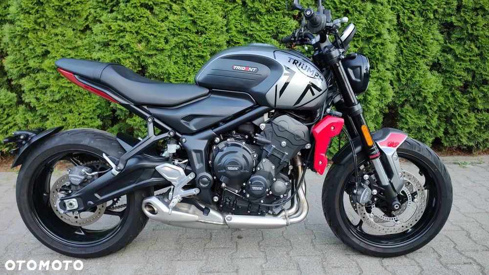 Triumph Trident - 3
