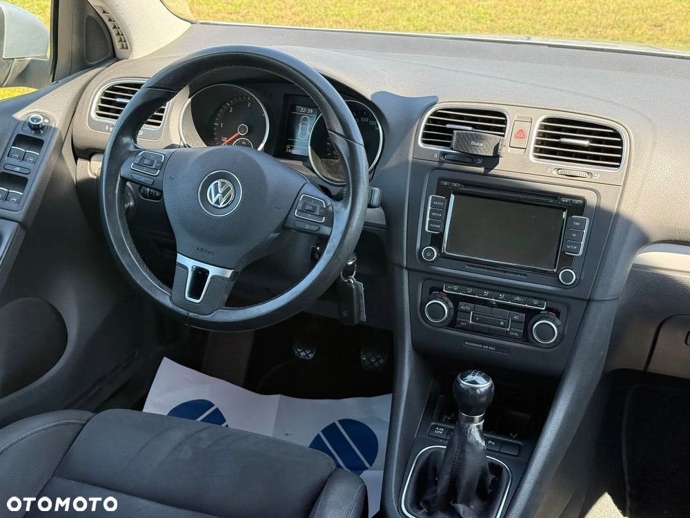 Volkswagen Golf 1.6 TDI DPF BlueMotion Technology Style - 8