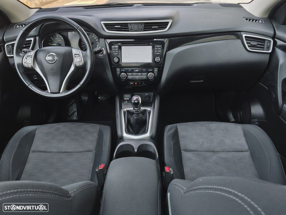 Nissan Qashqai 1.5 dCi N-Connecta - 16