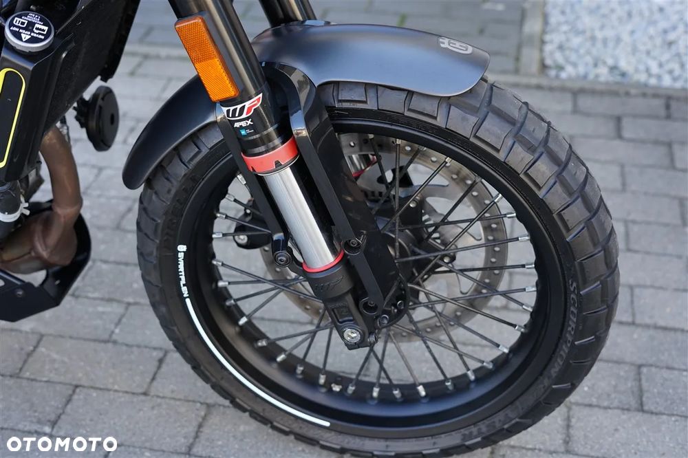 Husqvarna Svartpilen - 14