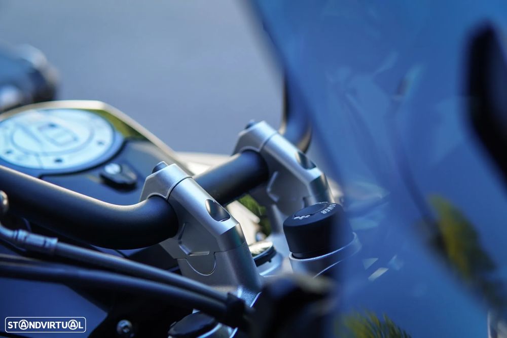 BMW R 1250 GS Adventure TRIPLE BLACK C/ AKRAPOVIC - 30