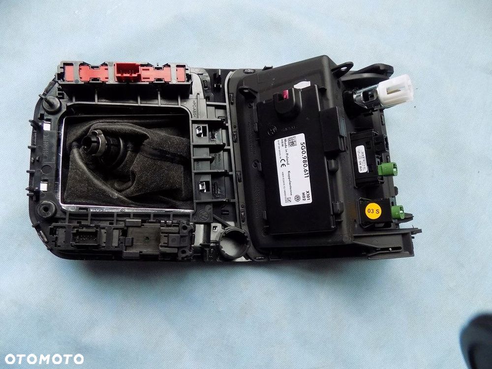 DW GOLF 7 SPORTSVAN PANEL TUNELU GAŁKA PRZYCISKI - 2