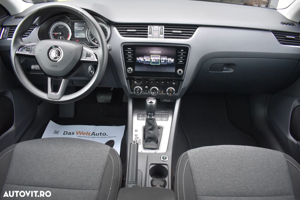 Skoda Octavia 2.0 TDI AMBITION DSG - 8
