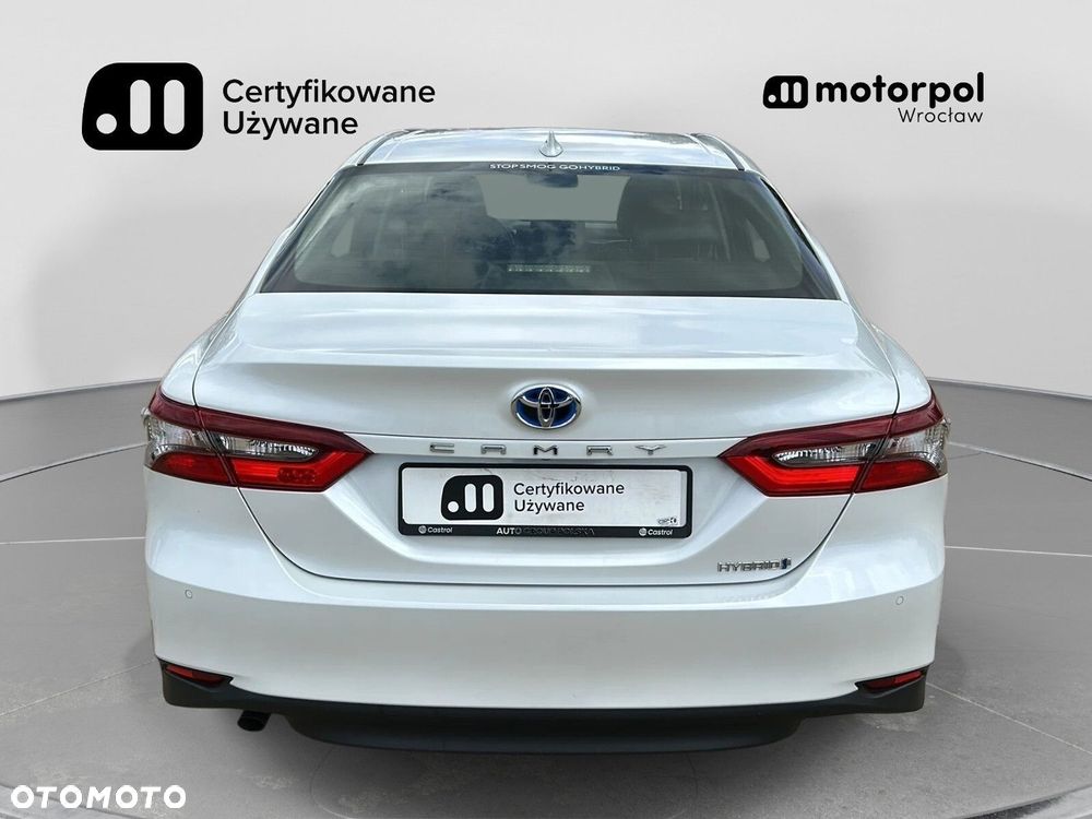 Toyota Camry 2.5 Hybrid Comfort CVT - 12