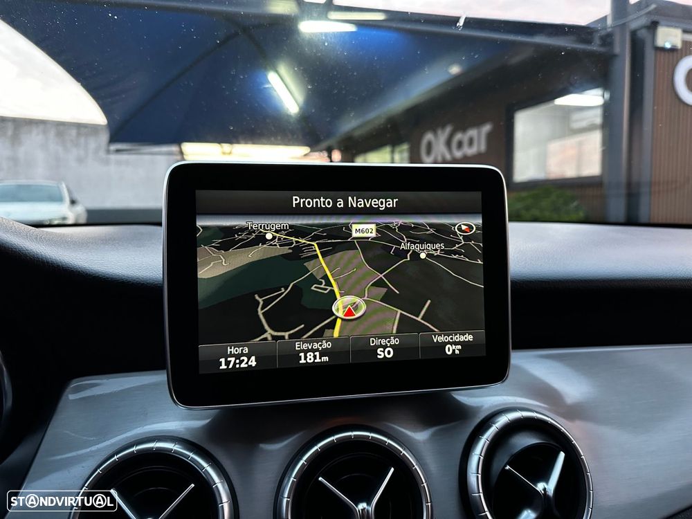 Mercedes-Benz CLA 180 d AMG Line - 4