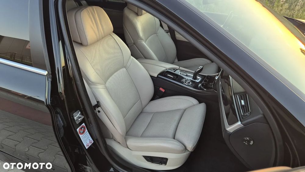 BMW Seria 5 520d - 20