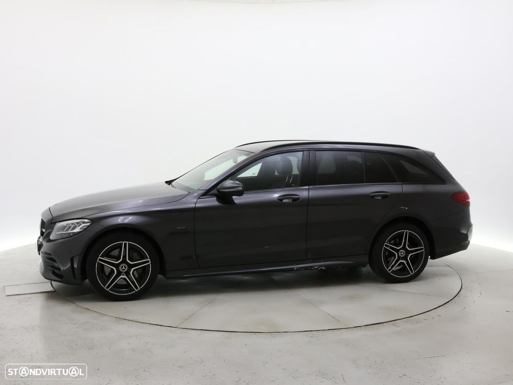 Mercedes-Benz C 300 de AMG Line - 2