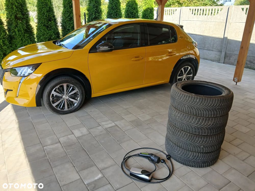 Peugeot 208 Elektromotor 136 E-Style - 36