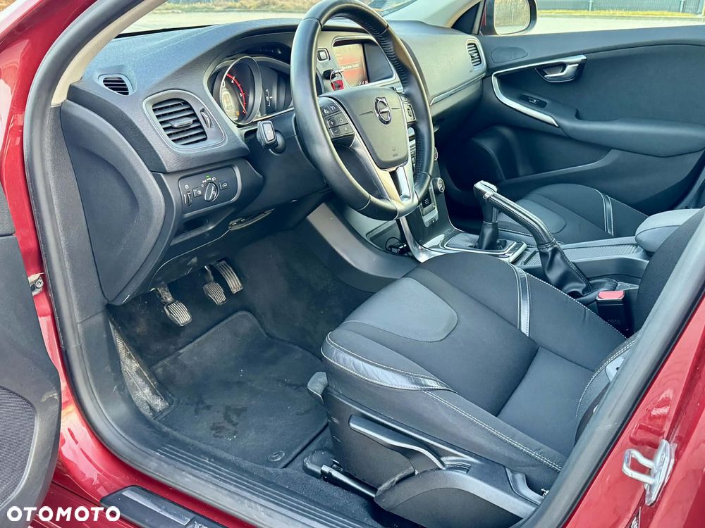Volvo V40 D2 - 7