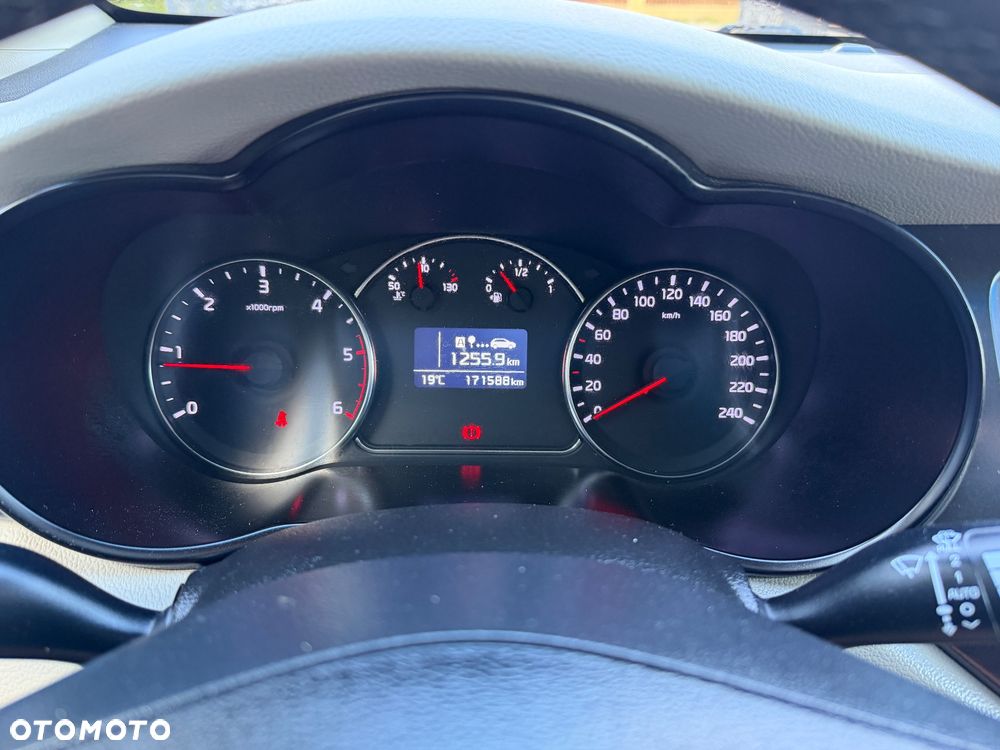 Kia Carens 1.7 CRDi Edition 7 - 25