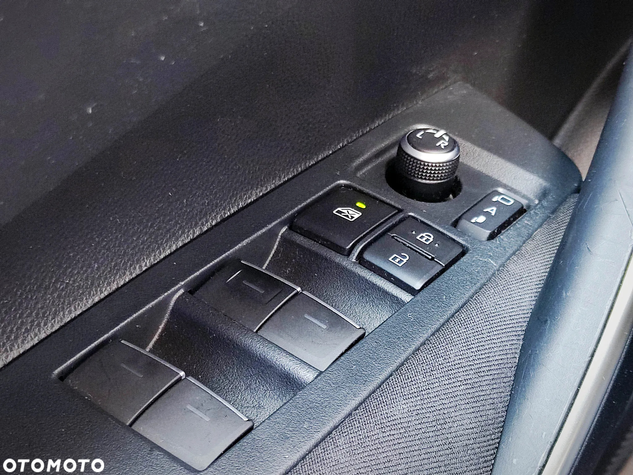 Toyota Corolla 1.8 Hybrid GPF Comfort - 12