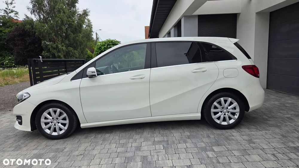 Mercedes-Benz Klasa B 200 (BlueEFFICIENCY) 7G-DCT - 32