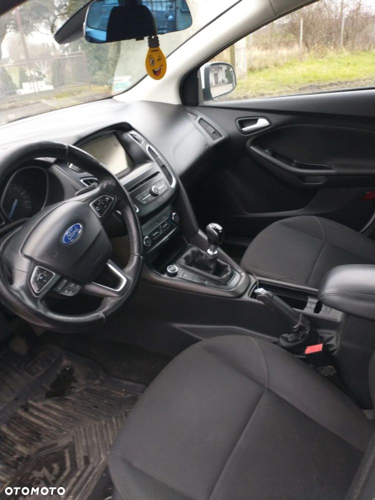 Ford Focus - 17