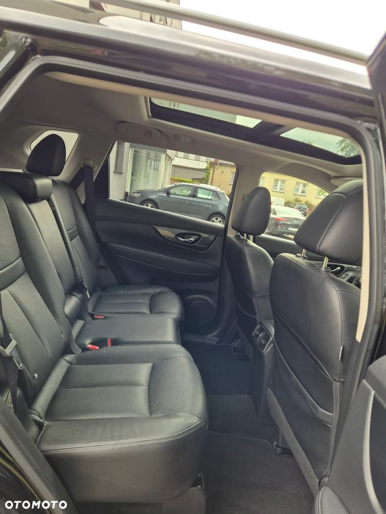 Nissan X-Trail 2.0 dCi ALL-MODE 4x4i Xtronic Tekna - 9