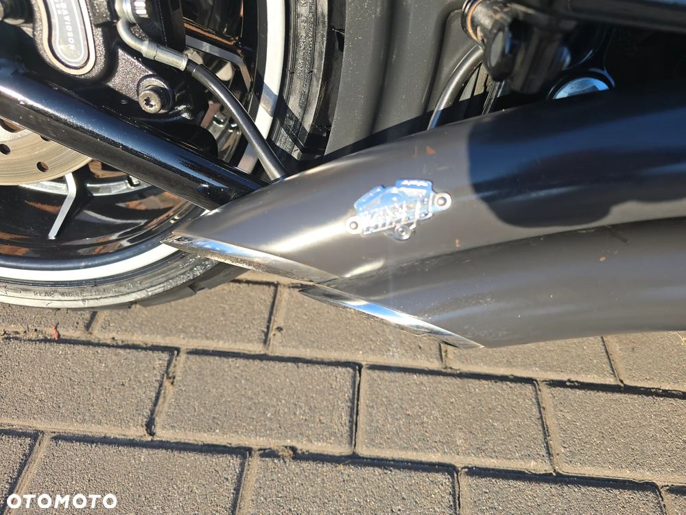 Harley-Davidson FXSB Breakout - 6