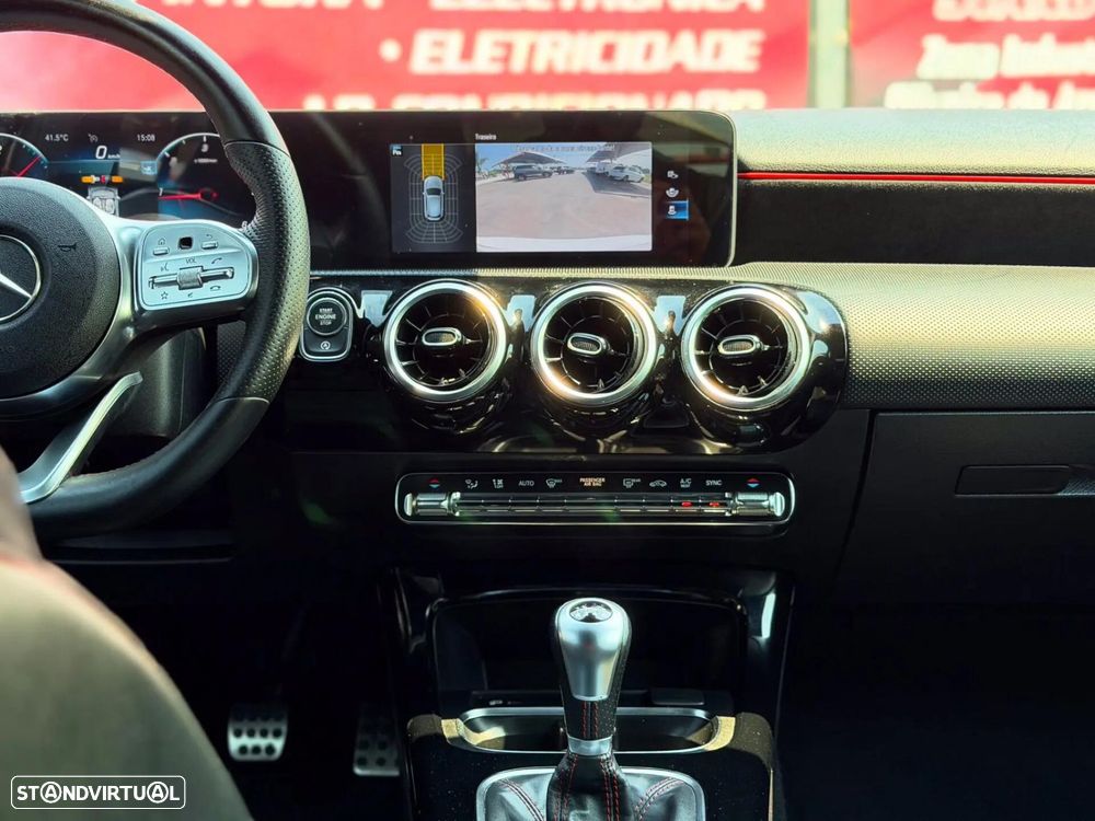 Mercedes-Benz A 180 d AMG Line - 19