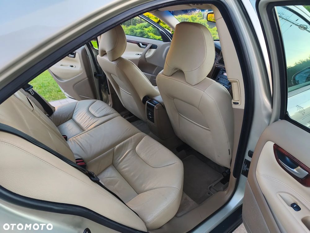 Volvo S60 2.4D Kinetic - 27