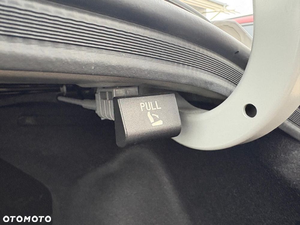 Hyundai Elantra - 26