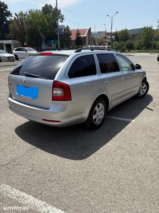 Skoda Octavia 1.6 TDI Ambiente - 4
