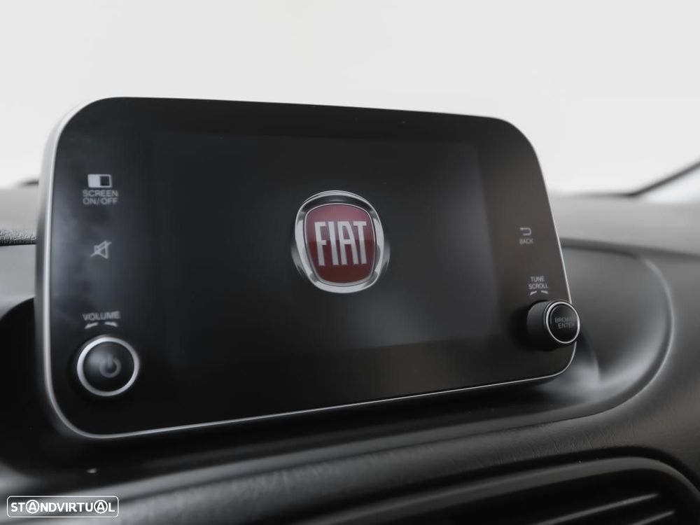 Fiat Tipo Station Wagon 1.3 M-Jet Lounge - 18