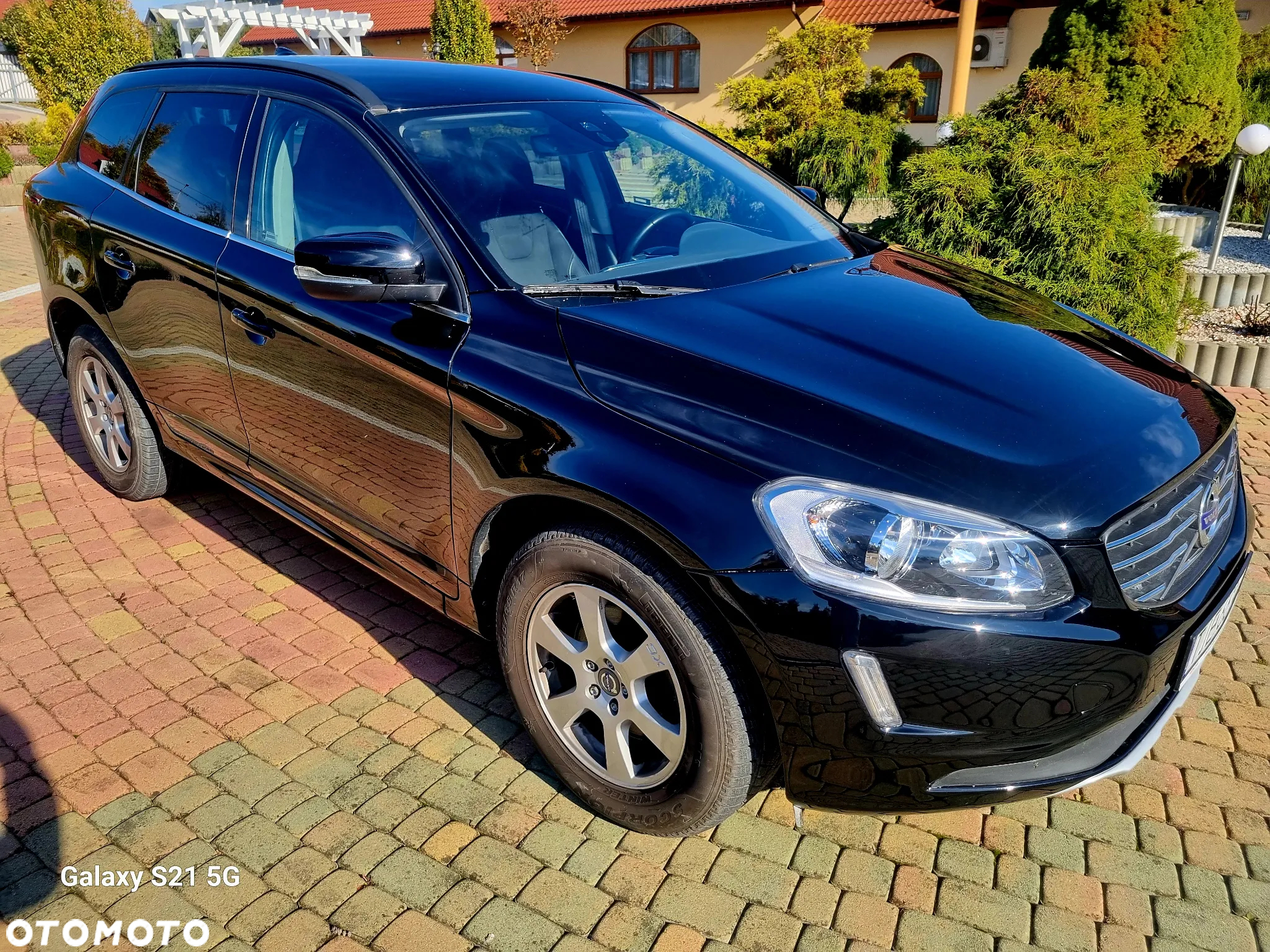 Volvo XC 60 D4 AWD Momentum - 2