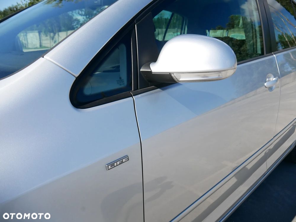 Volkswagen Golf Plus 1.6 TDI DPF Life - 24