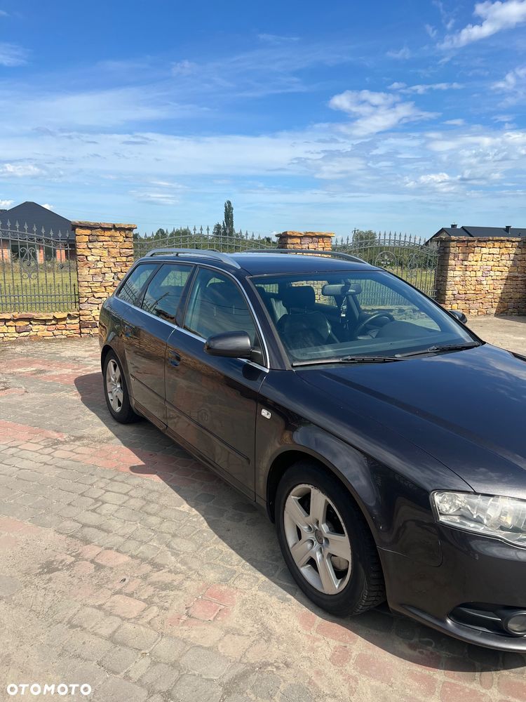 Audi A4 Avant 2.0 TDI DPF - 2