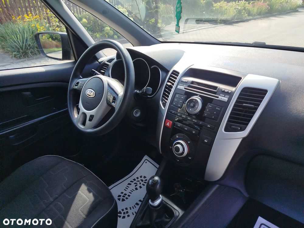 Kia Venga 1.4 CVVT Fifa World Cup Edition - 29